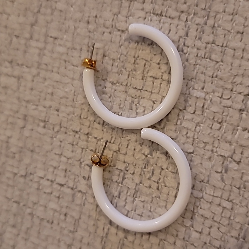 Vintage hoop Earrings 🤍